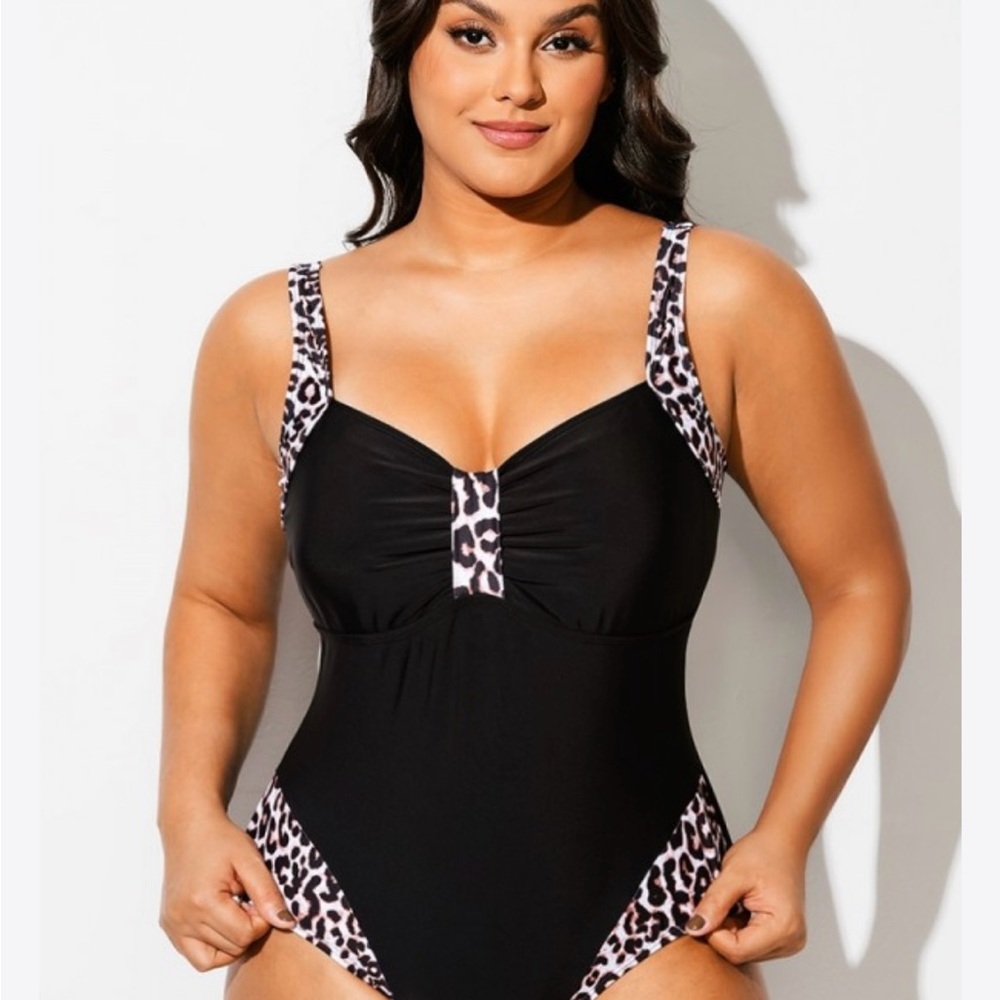 Black Leopard Print Swimsuit